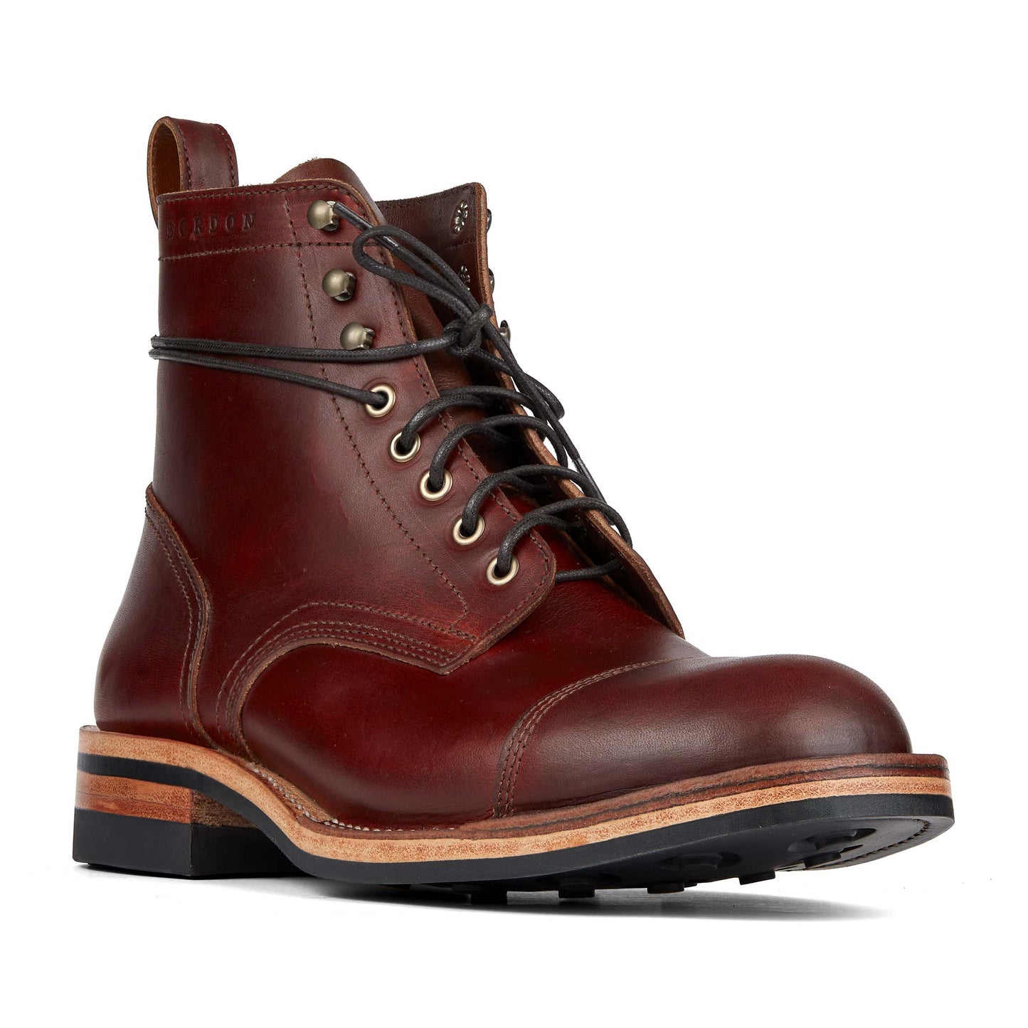 Tukano in Tan