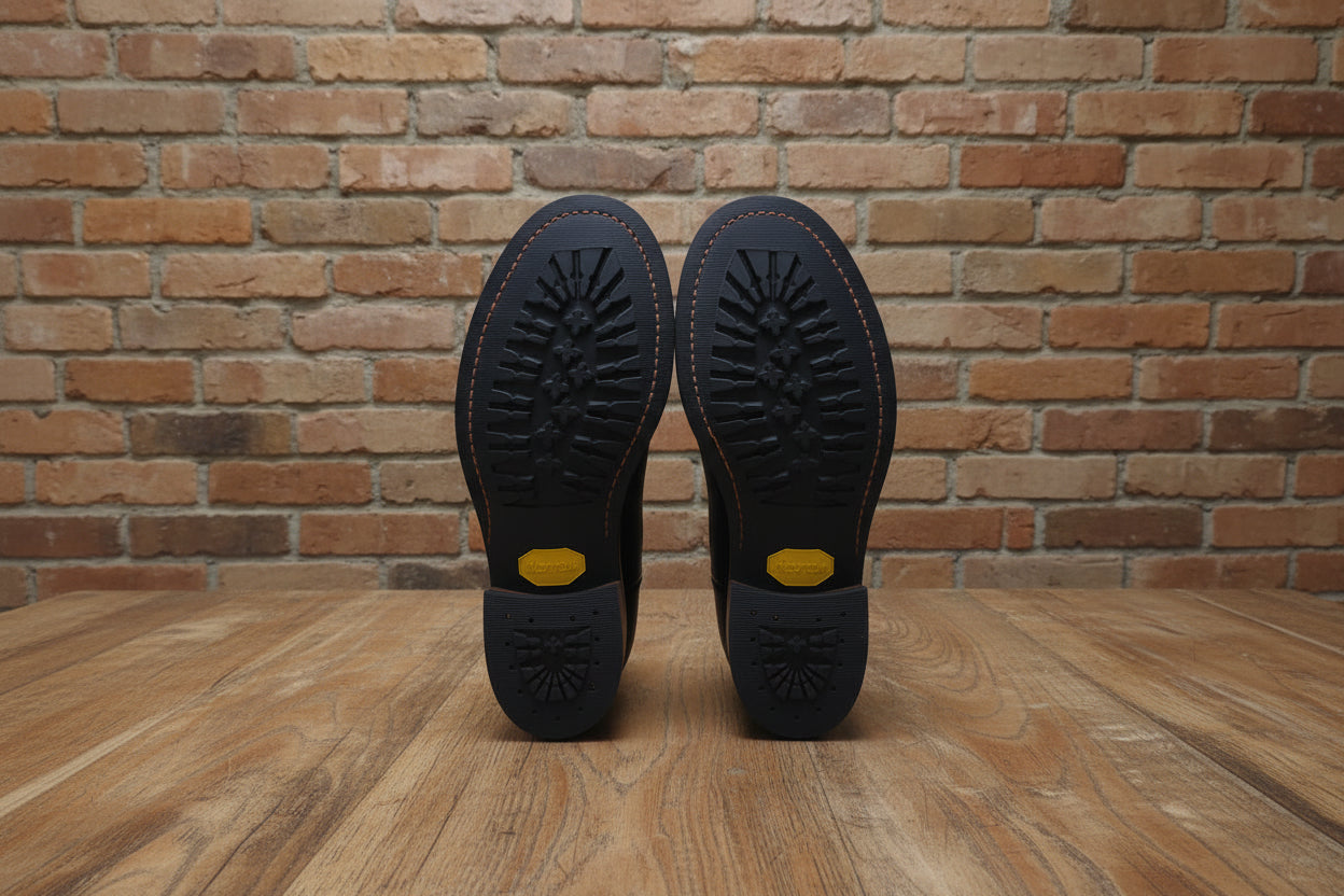 Chelsea in black sizing exchange (38E) (5US E)