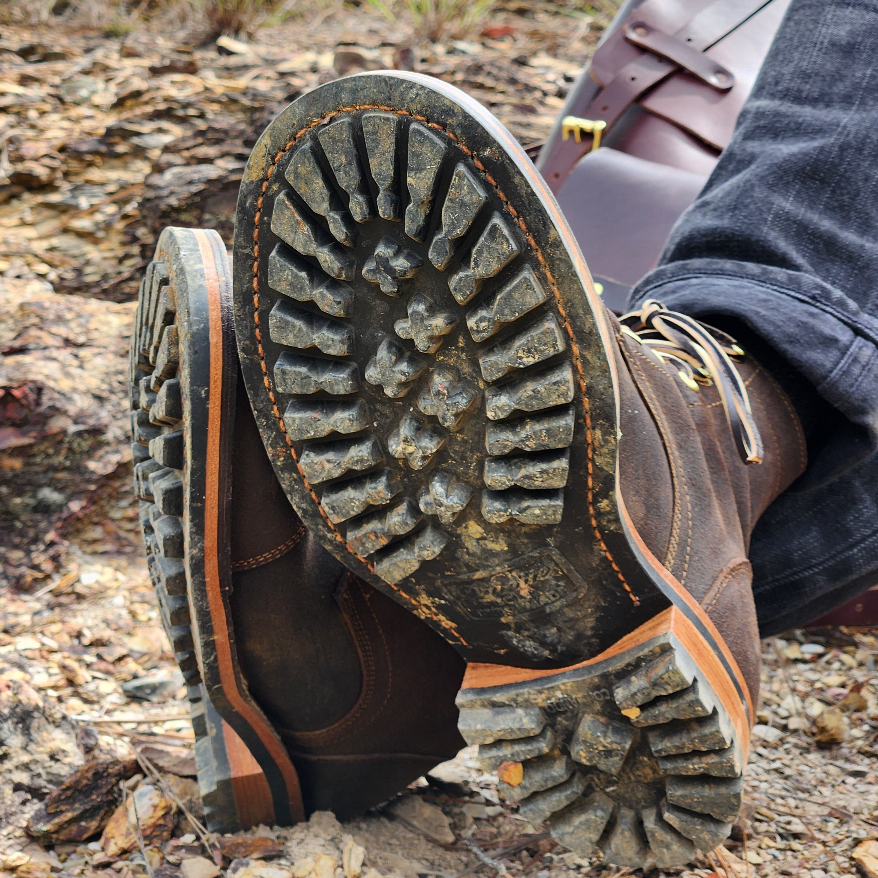 Tukano V2 · Waxed Suede · Brown
