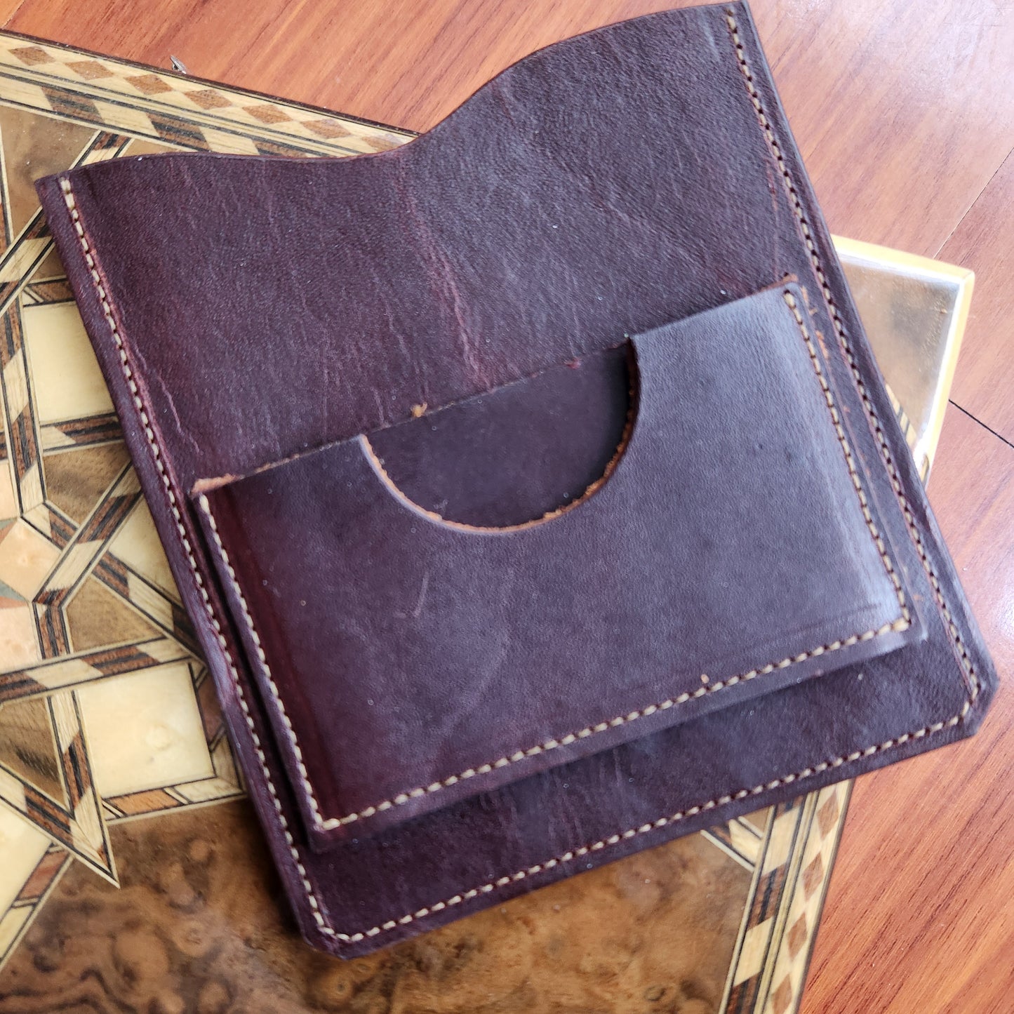3 in 1 · Passport Holder · Oiled Latigo