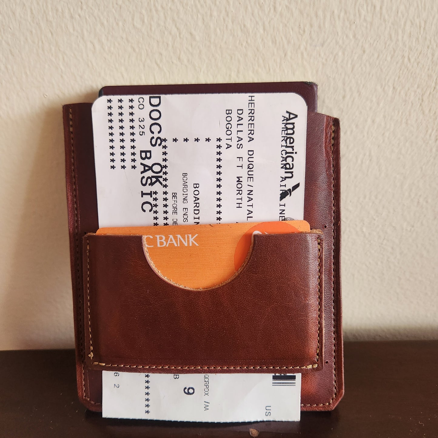 3 in 1 · Passport Holder · Oiled Latigo