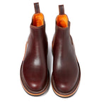 Isidro Chelsea · Oiled Latigo · Chestnut