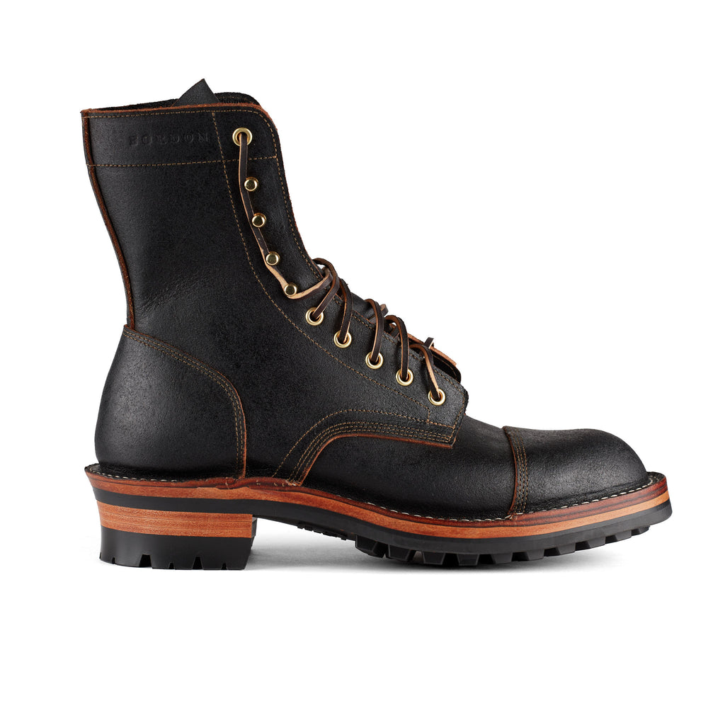 Tukano V2 8" · Waxed Flesh · Black Nut Core