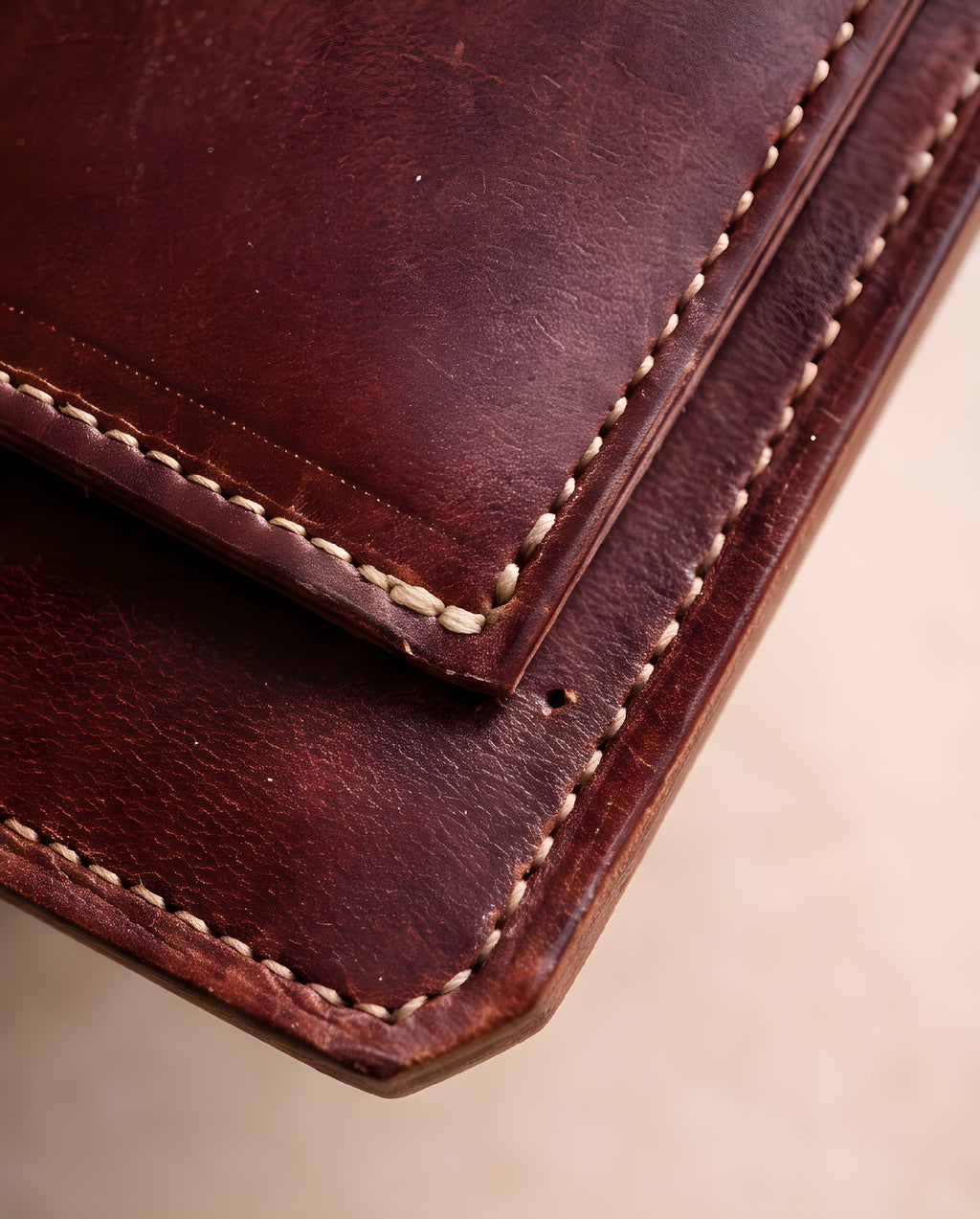 3 in 1 · Passport Holder · Oiled Latigo