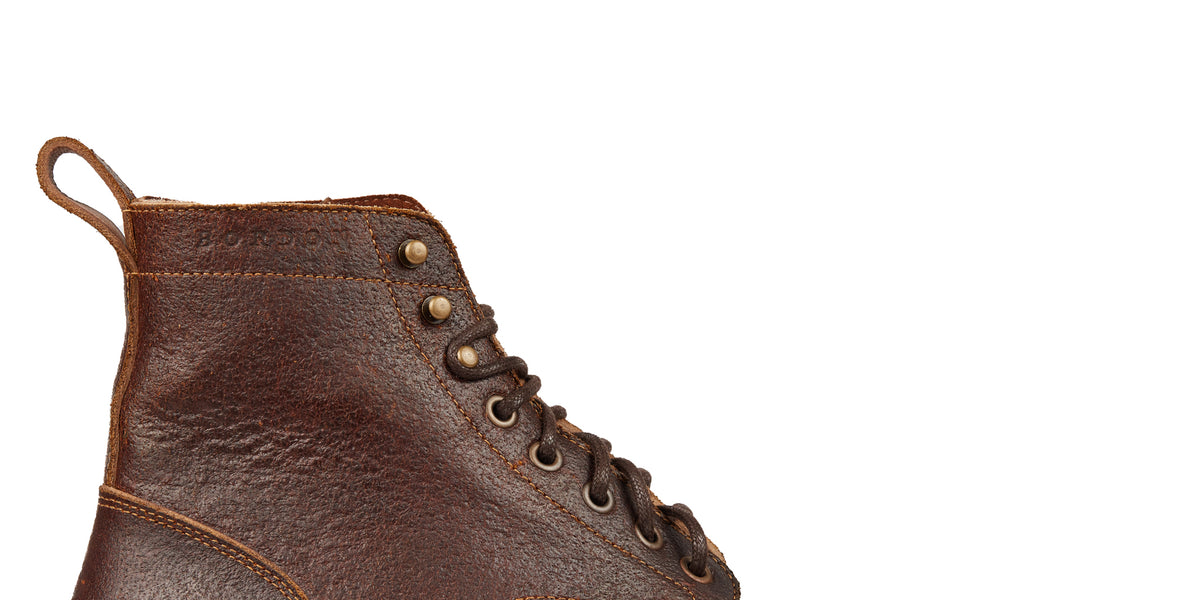 Jumper boots in cinnamon | Military boots in black – Bordon